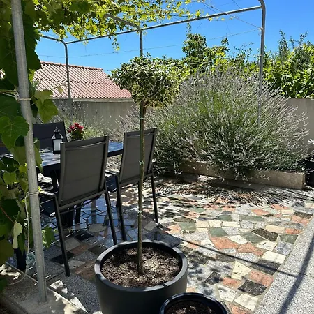 Appartamento Vinse Near Rab Center