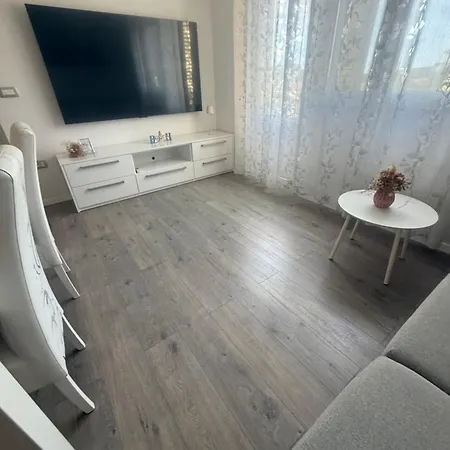 Appartamento Vinse Near Rab Center Rab Town